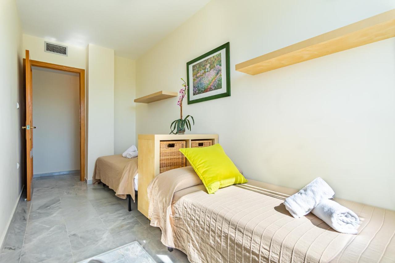 Sun & Sand Beach Apartment Marbella Exteriör bild