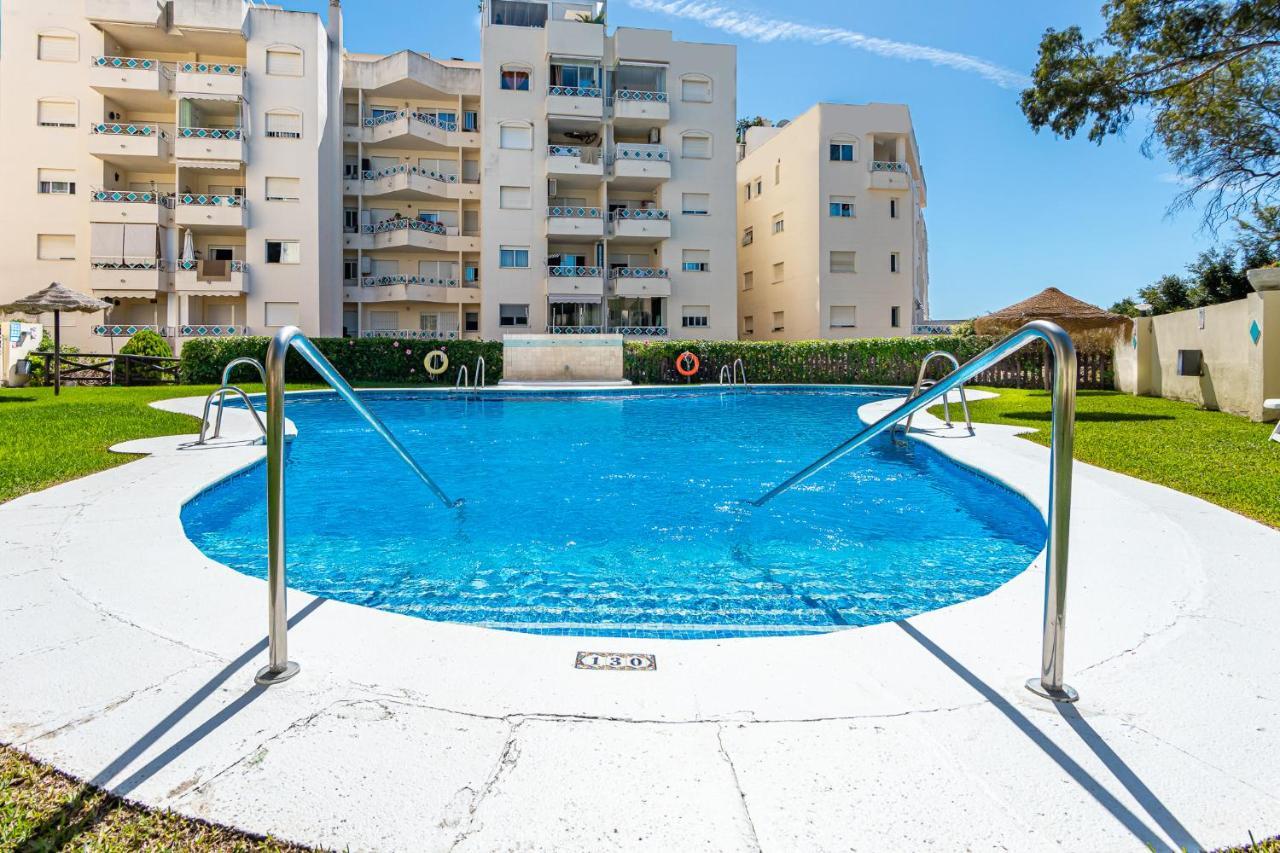 Sun & Sand Beach Apartment Marbella Exteriör bild