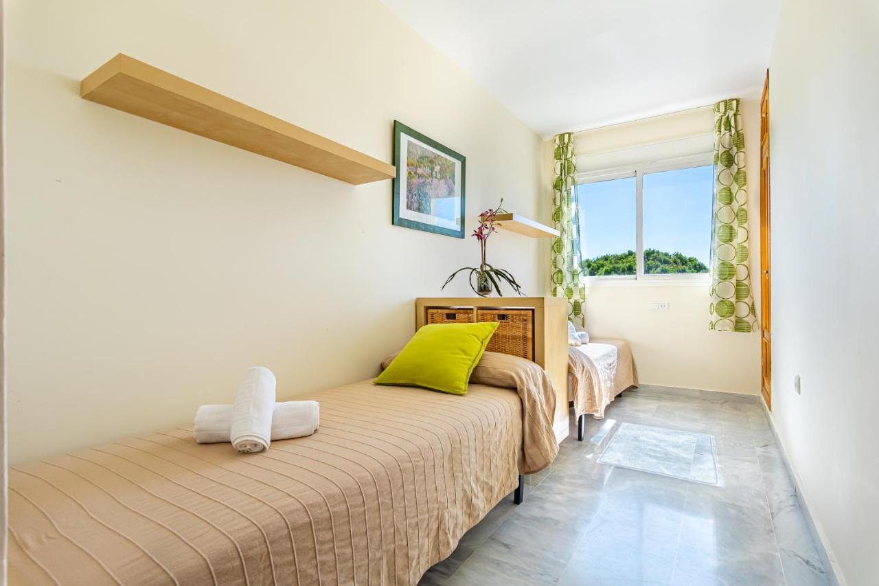 Sun & Sand Beach Apartment Marbella Exteriör bild