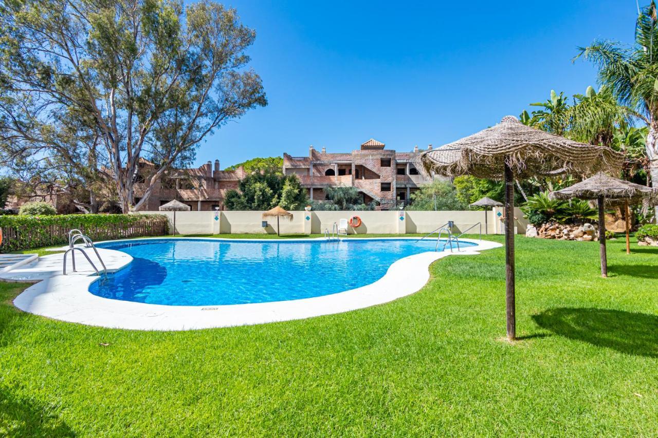 Sun & Sand Beach Apartment Marbella Exteriör bild